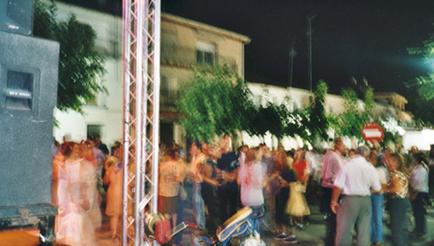 2000 · Foto 04